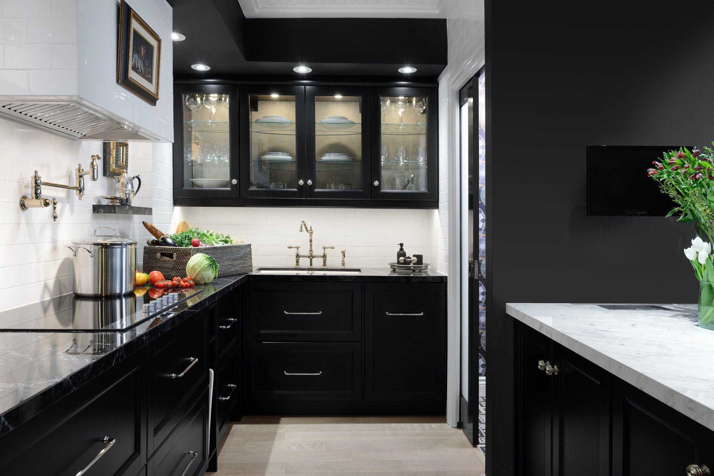 Black Kitchen Cabinets Ideas