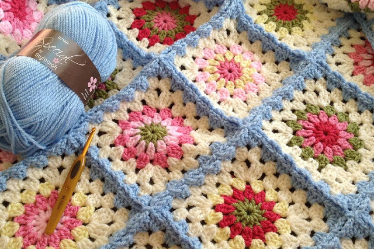 Granny Square Baby Blanket Pattern Free
