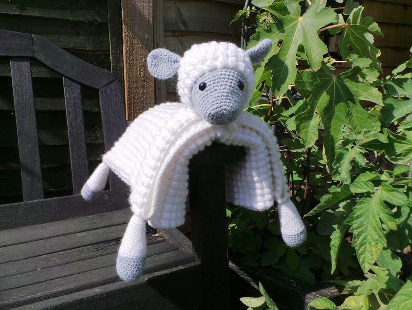 Lamb Baby Blanket Crochet Pattern